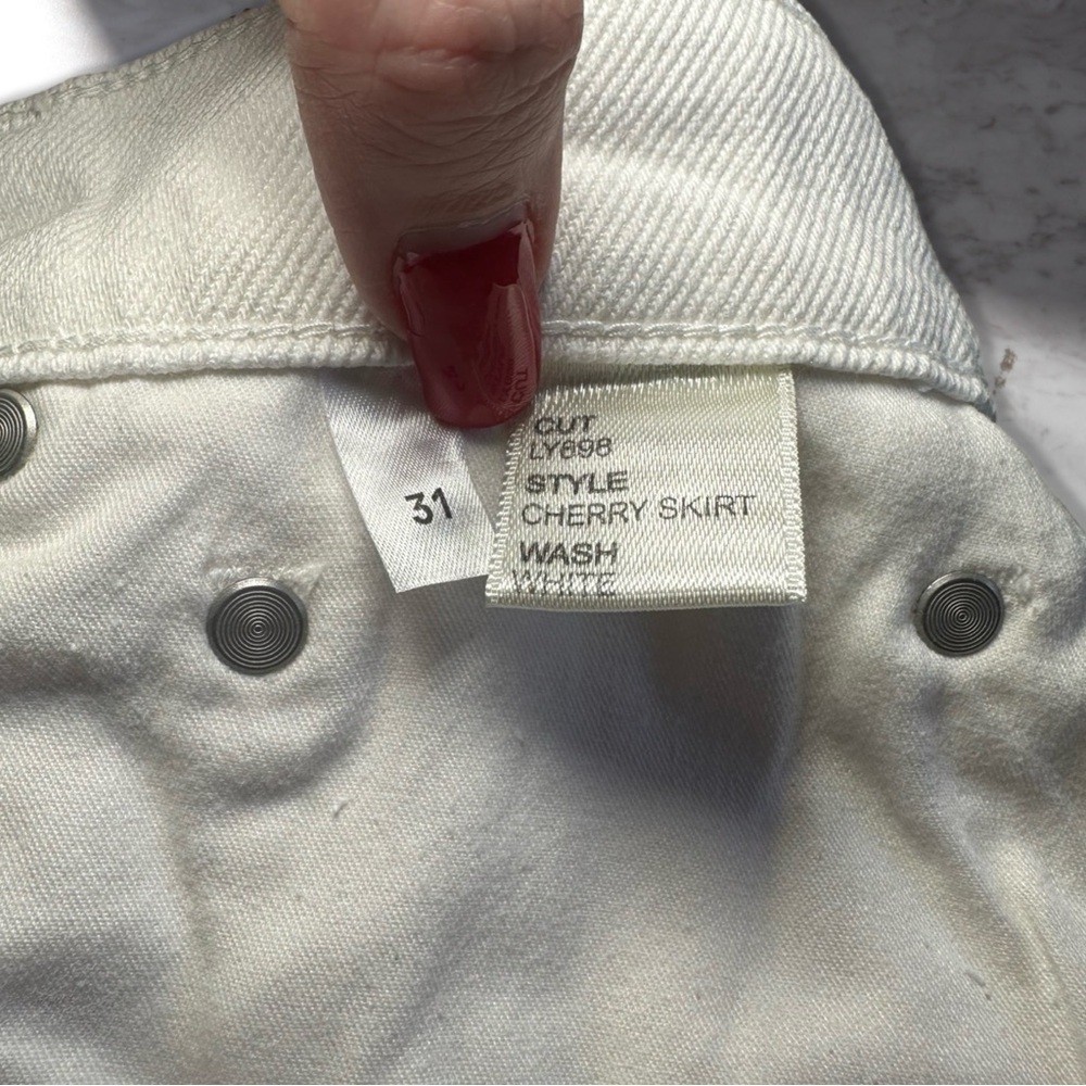 Reformation Cherry Denim Mini Skirt In White Size 31 - Picture 7 of 14